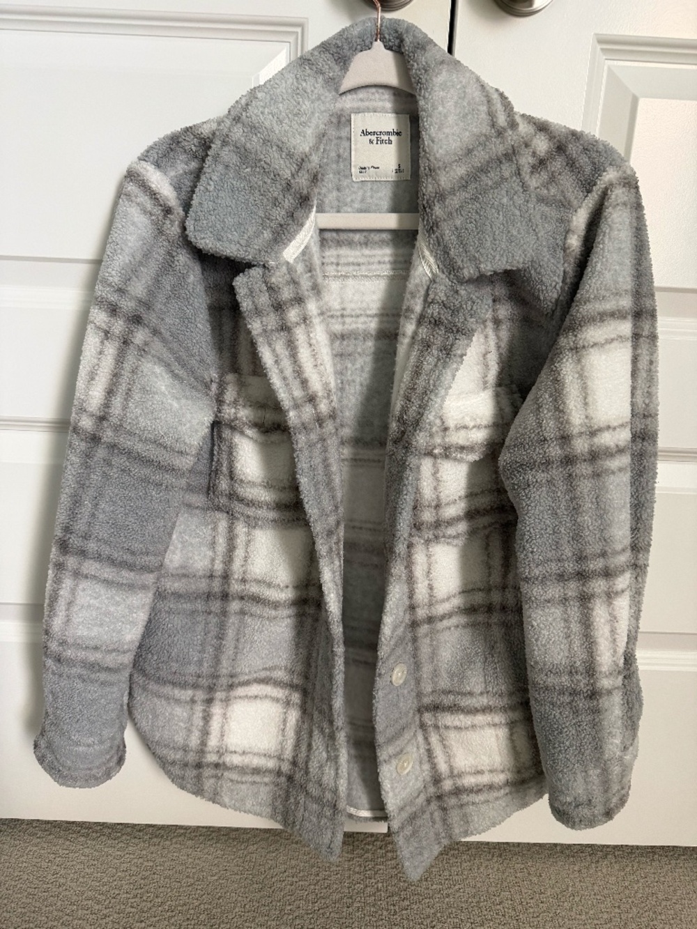 Abercrombie and Fitch Sherpa Plaid Jacket Shacket Small
